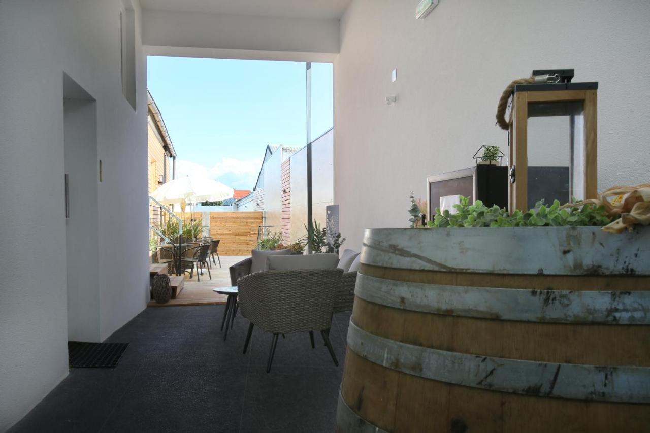 Apartments Freitag - H1 Winden am See Экстерьер фото