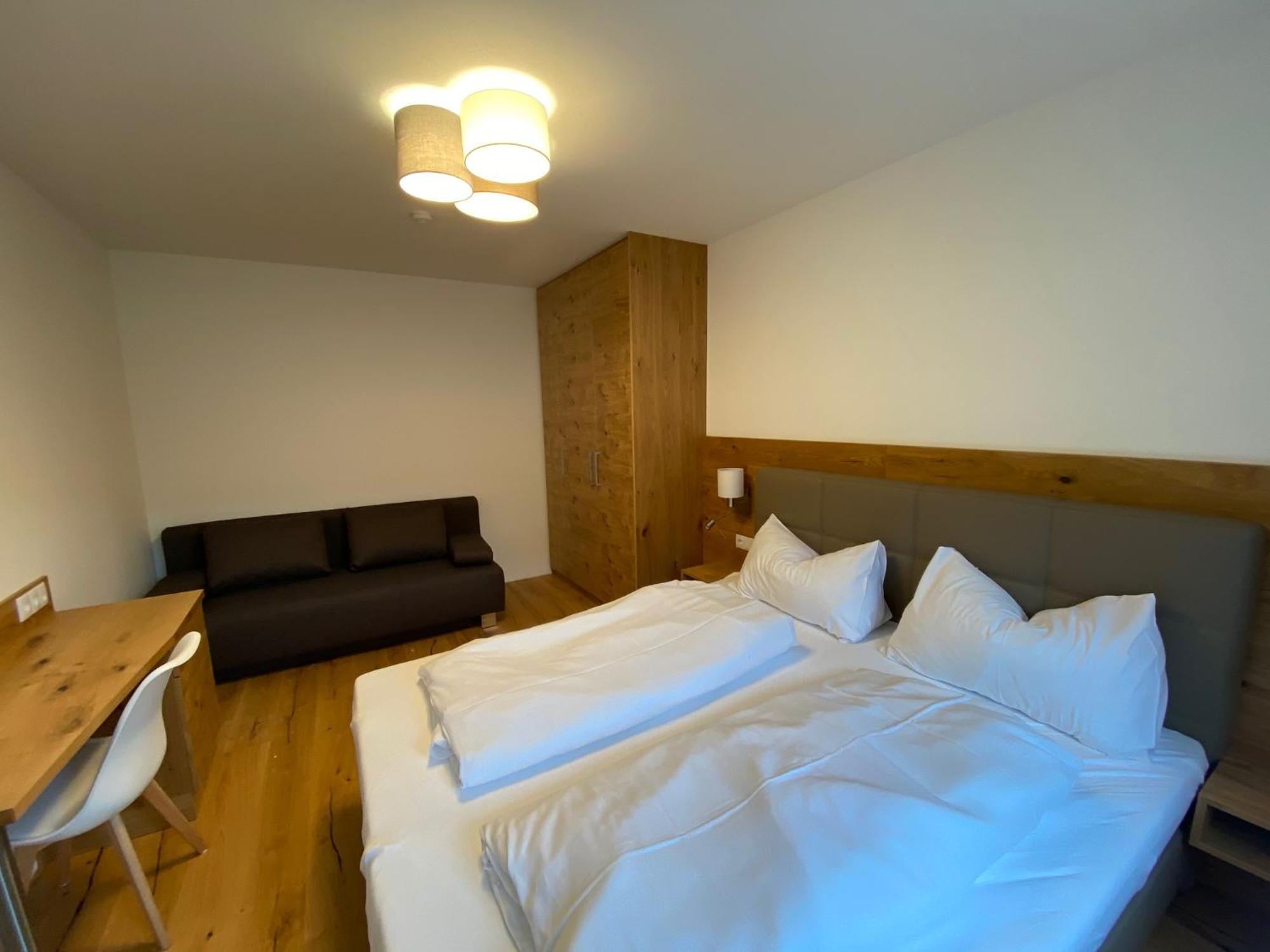 Apartments Freitag - H1 Winden am See Экстерьер фото